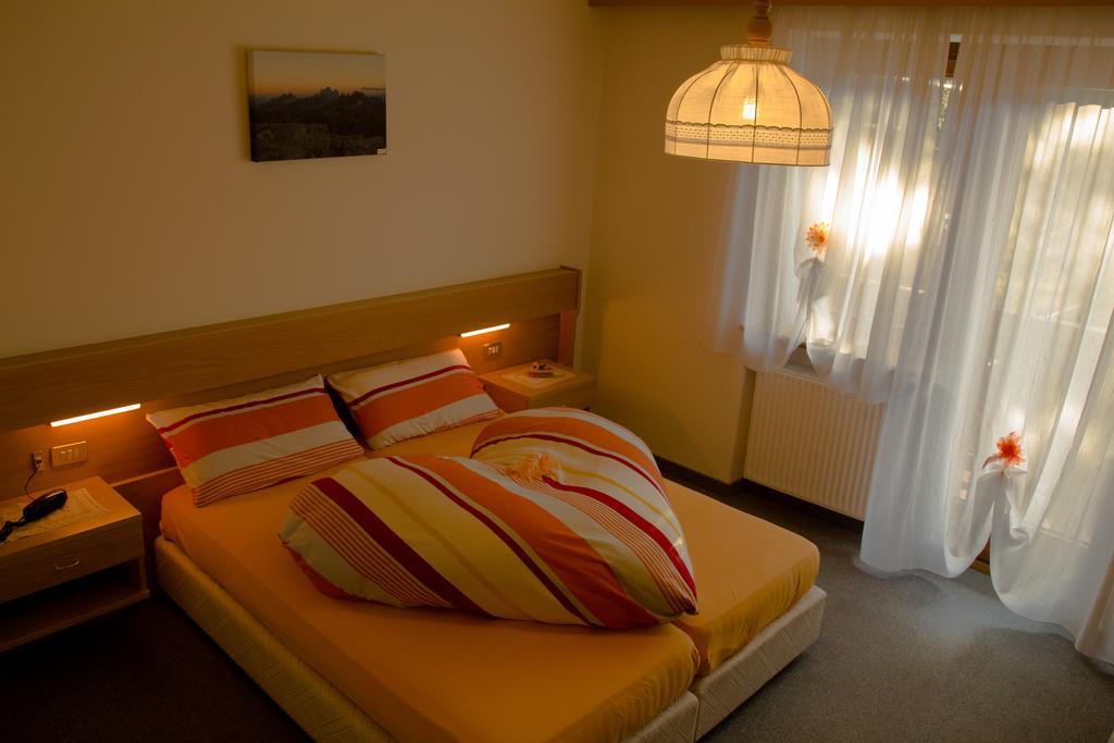 Hotel Garni Ongaro Selva di Cadore Extérieur photo